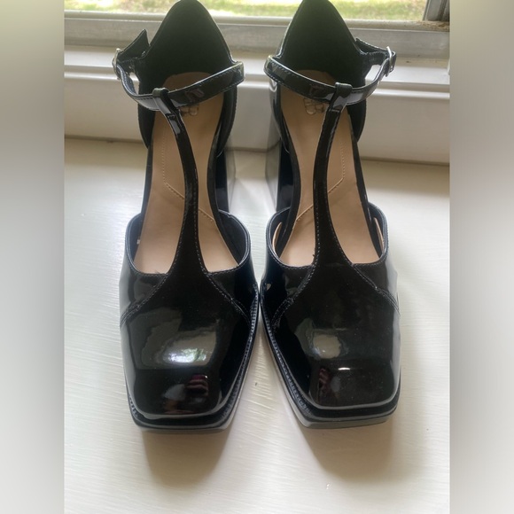 Gianni Bini Heels - Picture 3 of 5